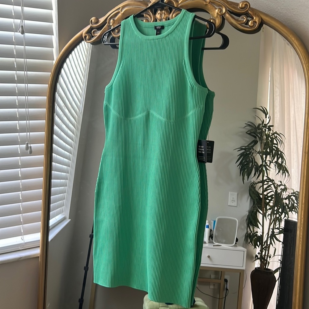 Express bright green bodycon body contour dress